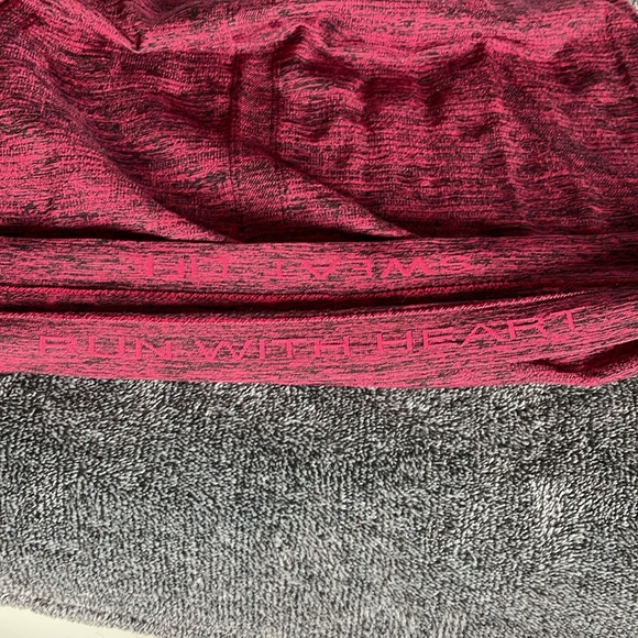 Lululemon tank - Picture 4 of 5